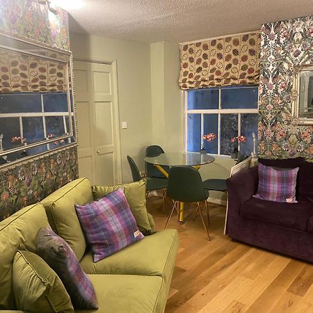 Quiet Lower Floor 2 Bed City Apartment With Private Patio Garden Bath Zewnętrze zdjęcie